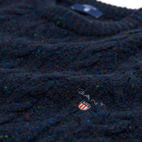 gant jumper detail