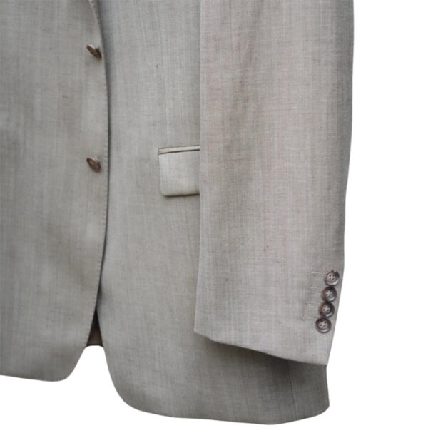 WARWICKS Beige Herringbone Jacket sleeve