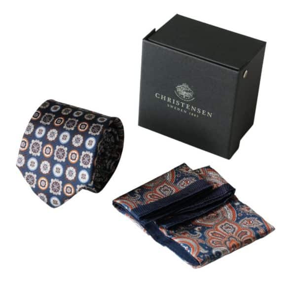 AMANDA CHRISTENSEN MEDALLION PAISLEY PRINTED NAVY TIE BOX SET